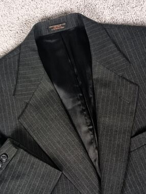 Vintage Winston Hill 46R 38x32 Dark Grey Pinstripe Wool Mens Suit